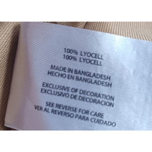 NWT Gap Tencel Shorts Beige Elastic Waist Drawstring Pockets Women's Large Soft - Picture 7 of 8